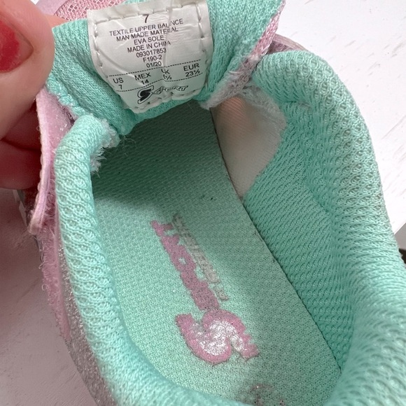 Skechers Sport Toddler girls sneakers - 7M - Picture 3 of 9